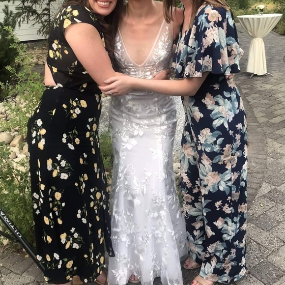 Donated - Love & Piece Floral Jumpsuit With Criss Cross Back - Picture 8 of 8